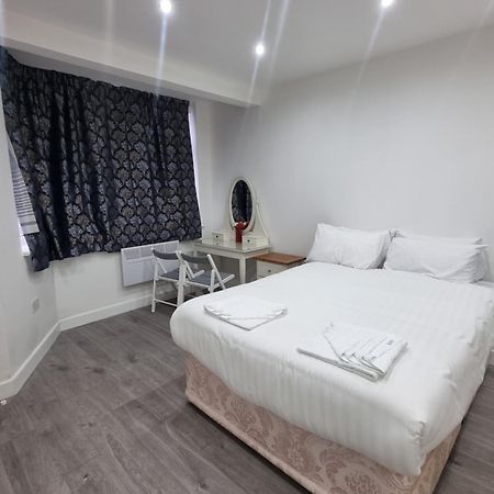 Brand New Studios In Harrow Luaran gambar