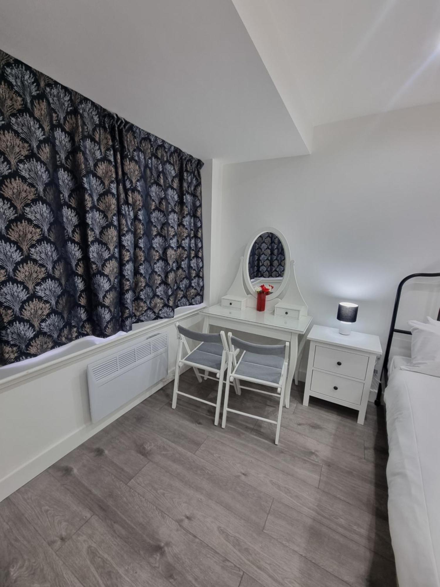 Brand New Studios In Harrow Luaran gambar