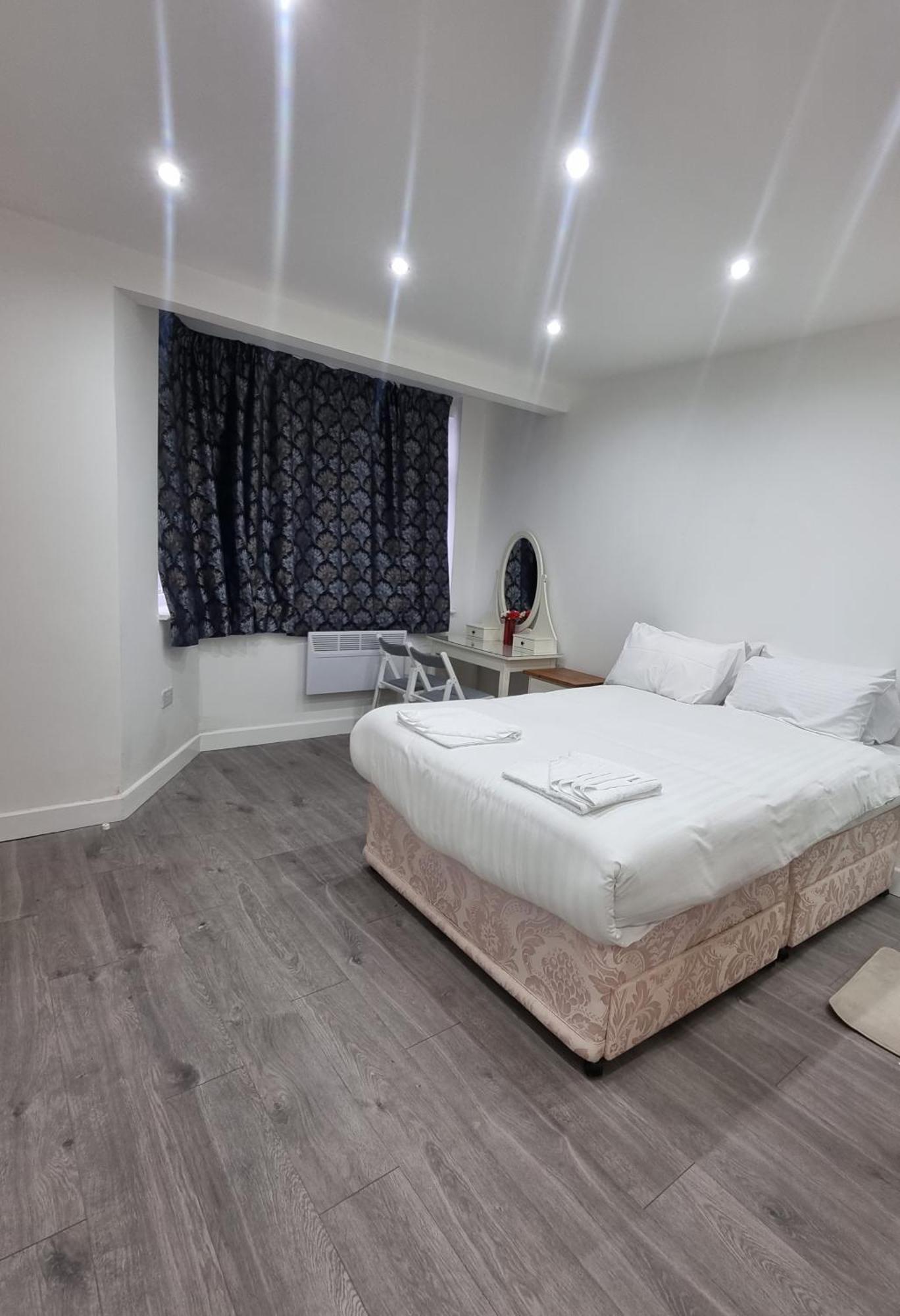 Brand New Studios In Harrow Luaran gambar